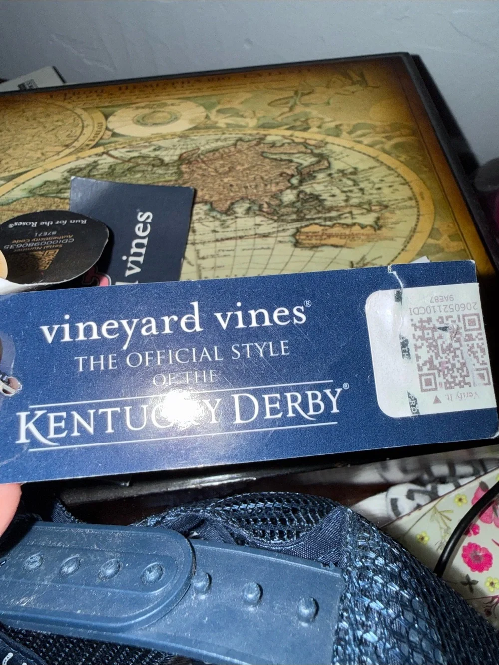 Vineyard Vines Kentucky Derby trucker hat cap run for the roses Churchill downs - Picture 4 of 8